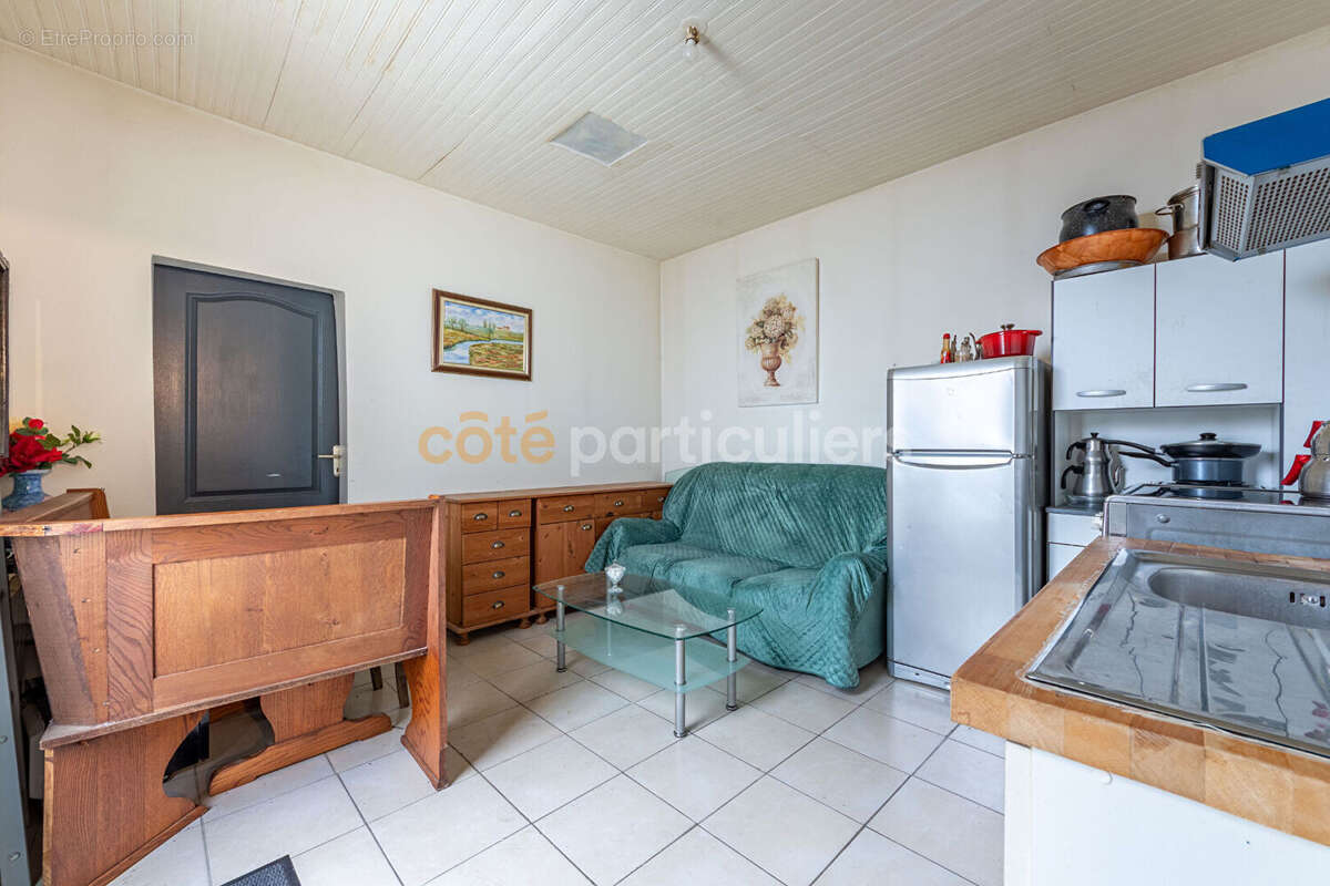 Rives de l'yon -- chaille sous les ormeaux -- ensemble immobilier --153 m2 --9 pieces -- centre bourg - photo 16