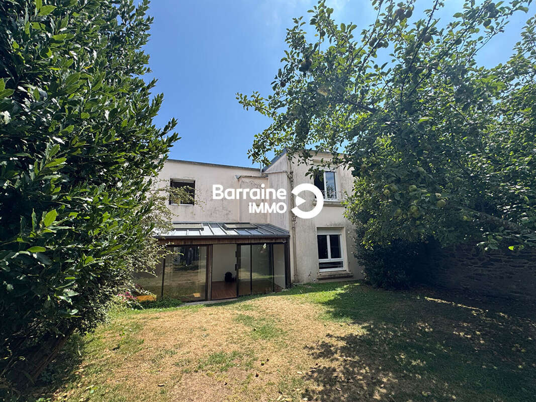 A vendre brest saint-michel proche saint-marc maison de caractere t6 secteur ponchelet  rare sur le marche brestois - photo 6