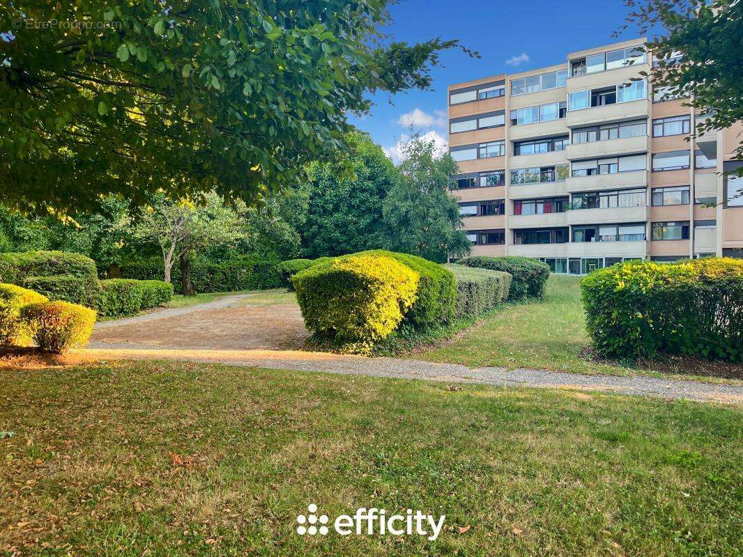 Appartement à CHENNEVIERES-SUR-MARNE