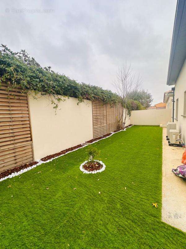 Maison à BASSAN