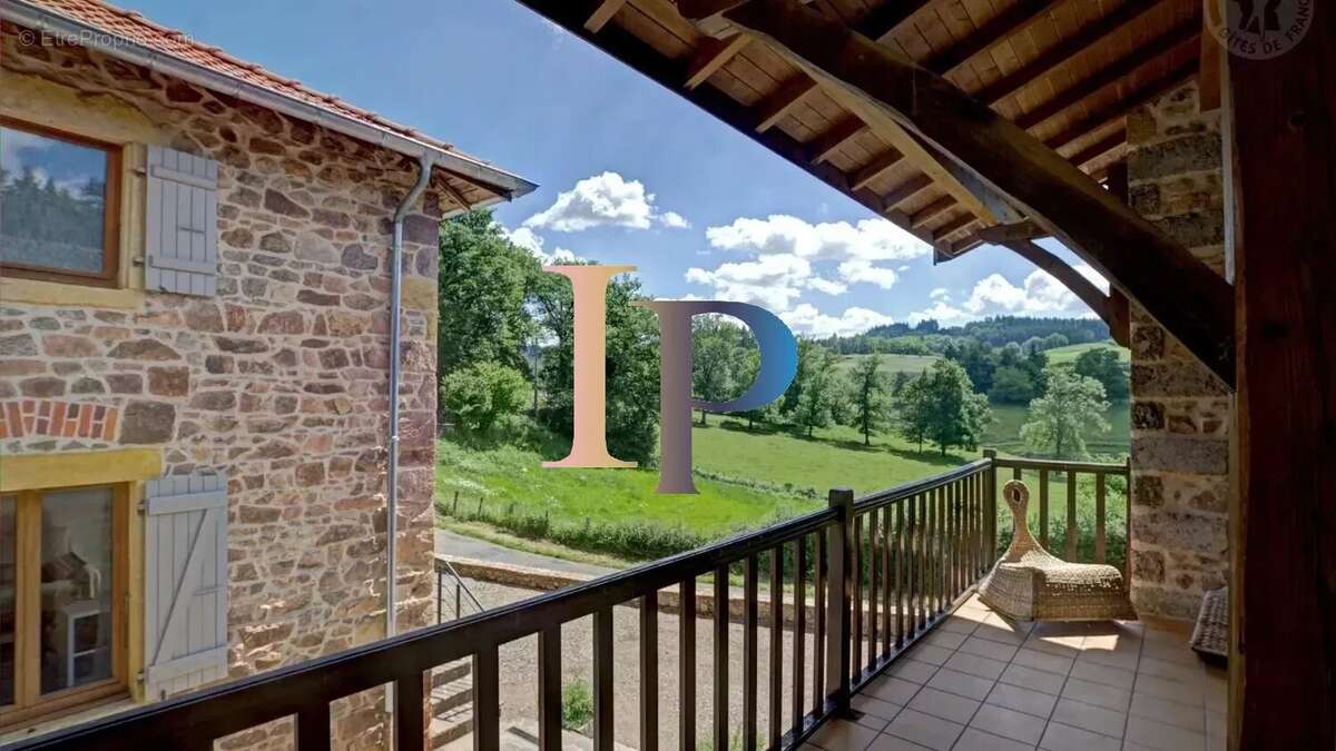 Maison à CHAUFFAILLES