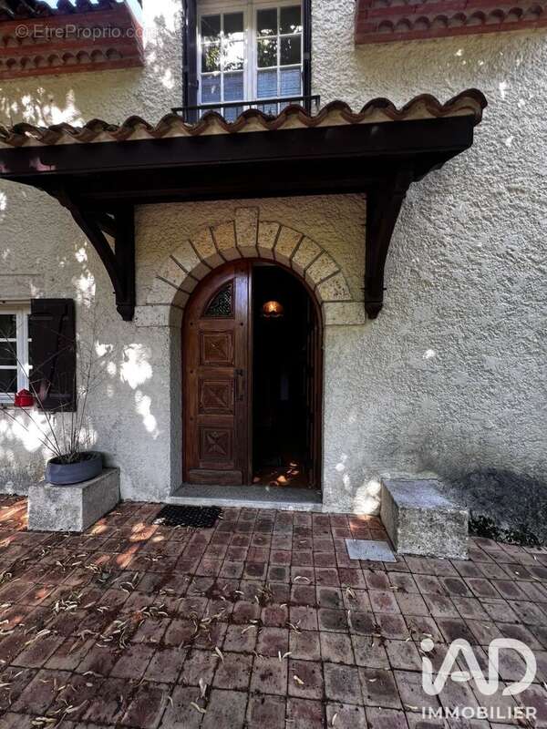 Maison 182 m² à Foulayronnes  - photo 3