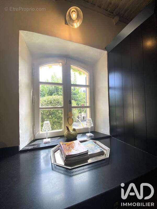 Maison 420 m² à Gordes  - photo 3