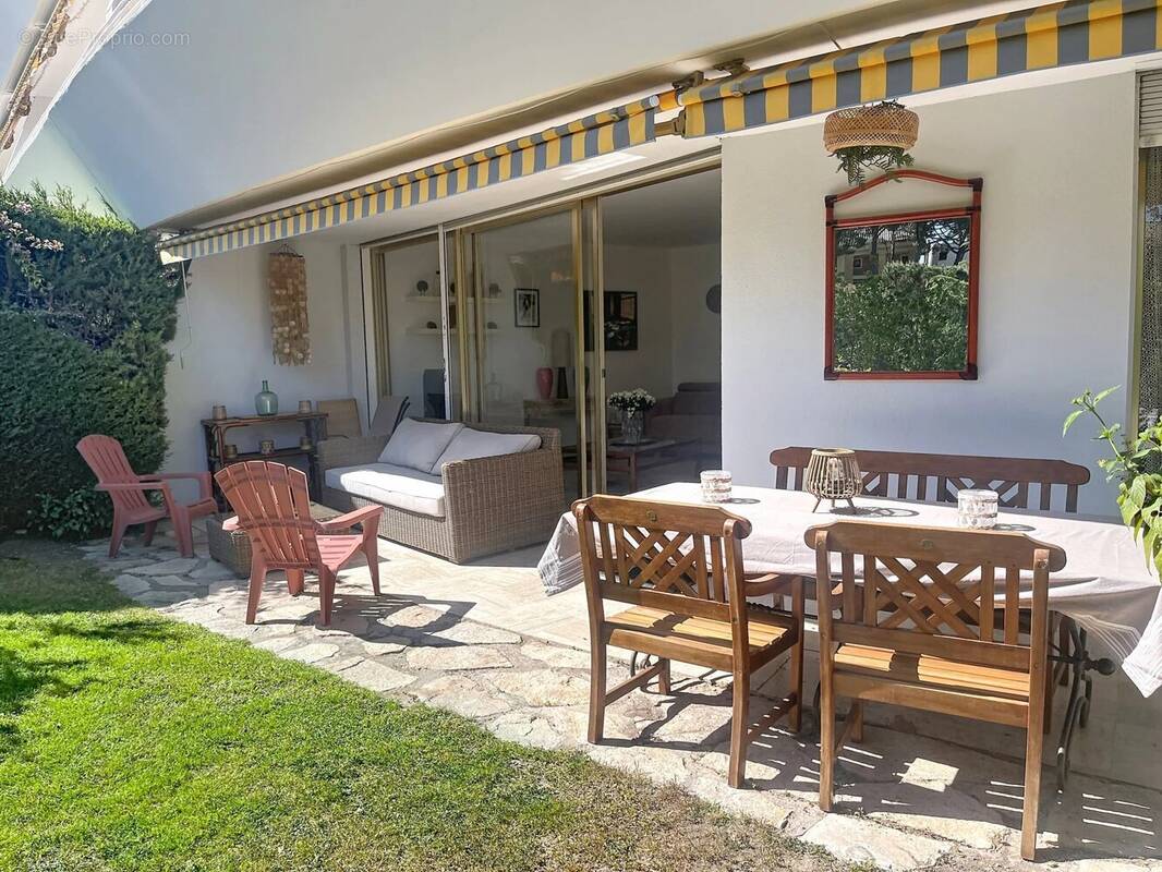 Appartement à CANNES