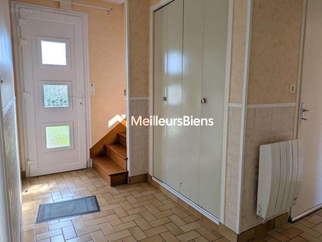 Maison Familiale centre ville de Guer 107 m² hab sur 635m² de terrain clos - Garage - photo 23