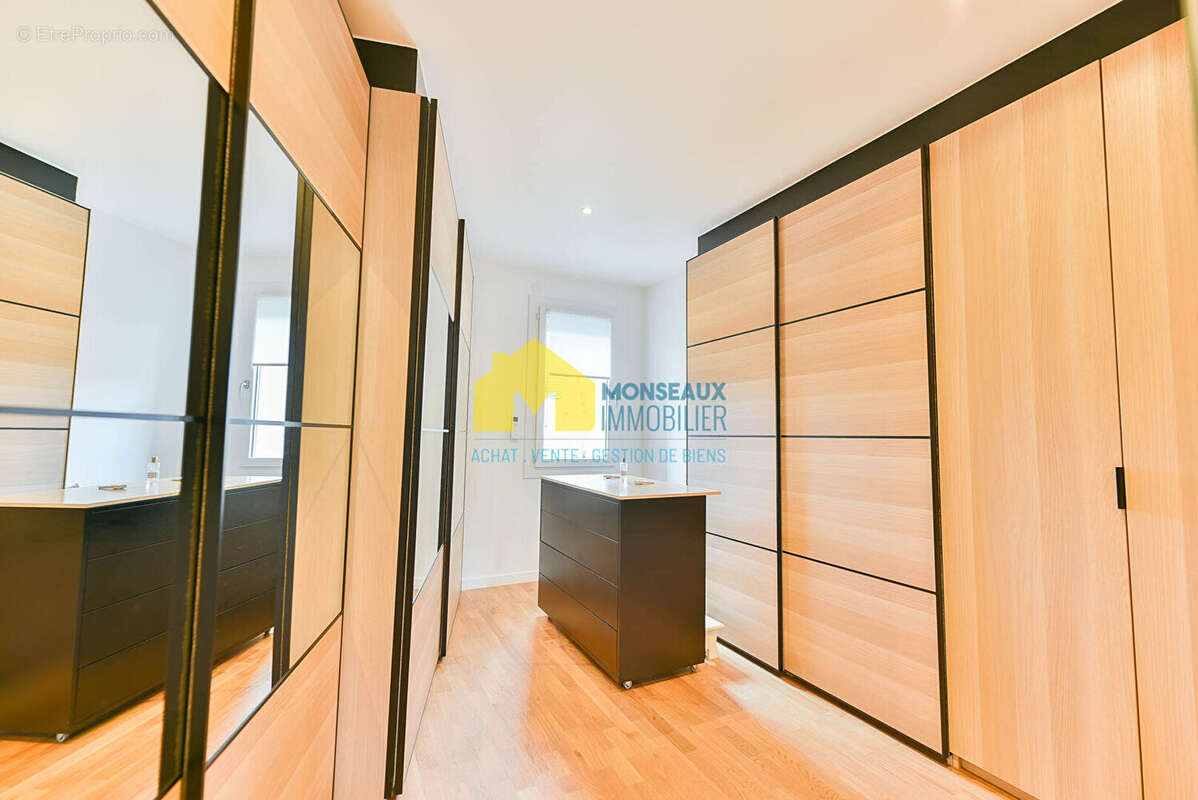 Maison Linas 290 M² - photo 14