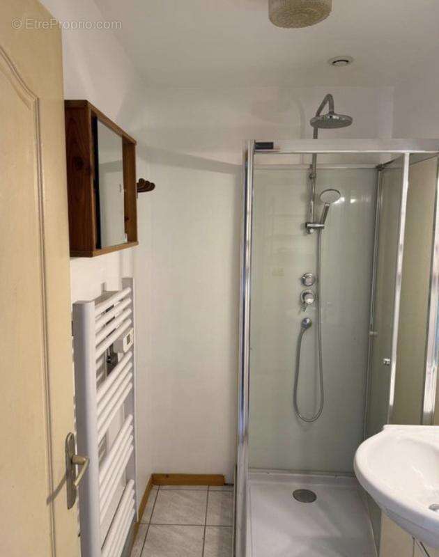 Appartement à MEYZIEU