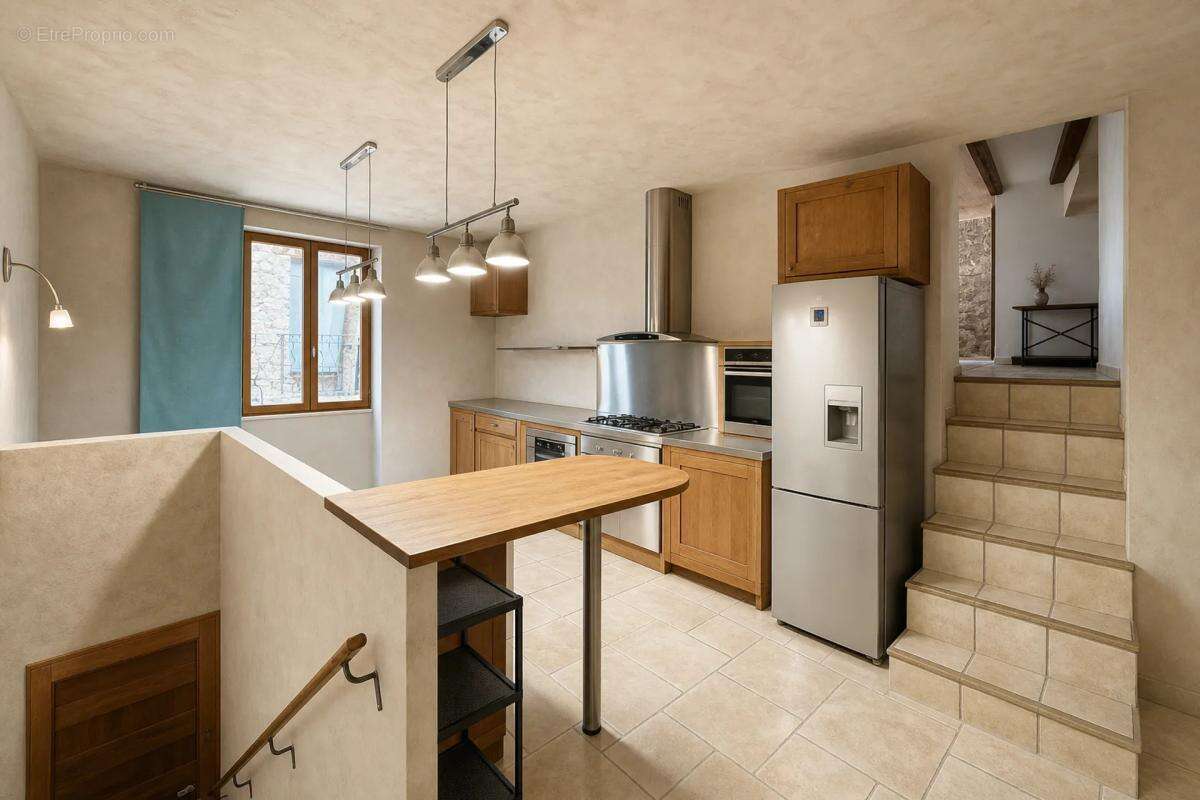 Appartement à PEILLE