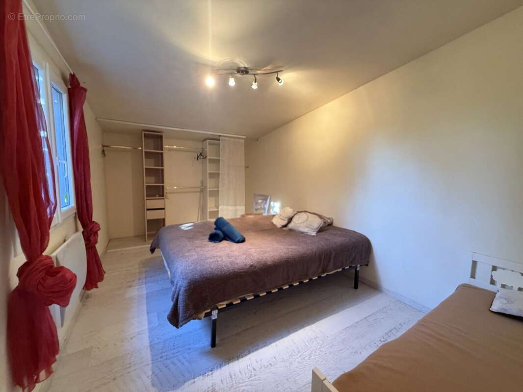 Maison à SAINT-FRAIGNE