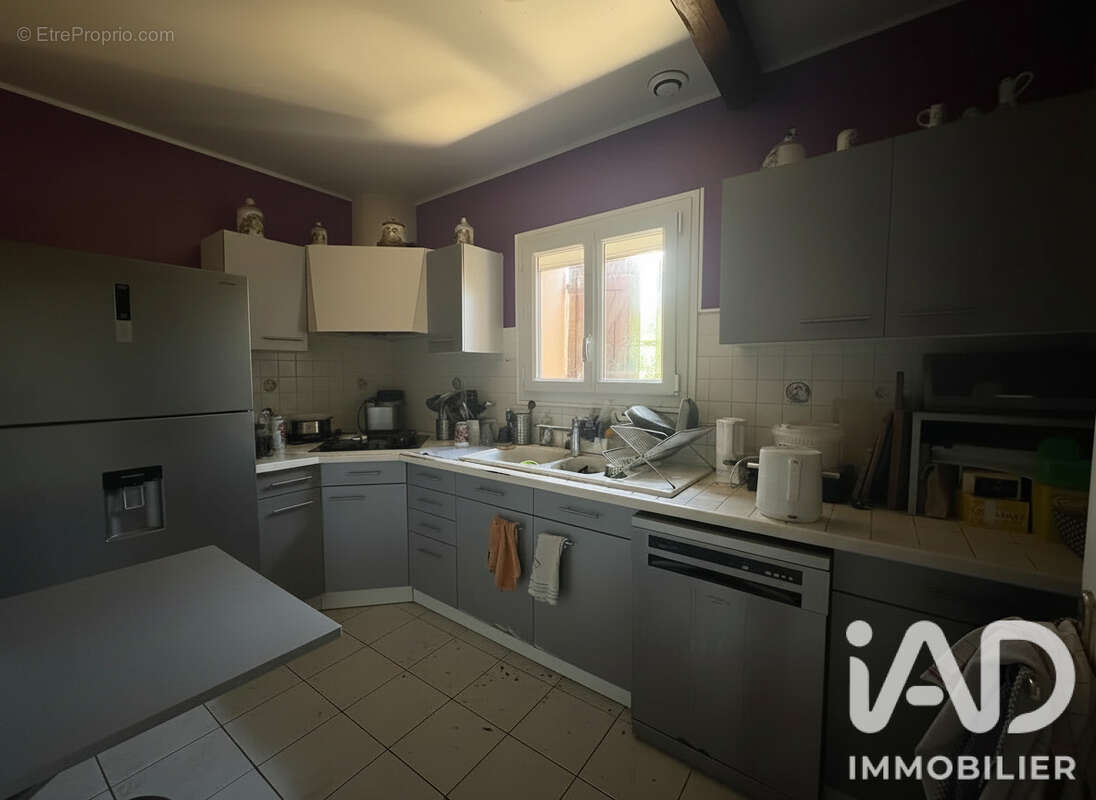 Maison 80 m² à Villeneuve-Le-Roi  - photo 7