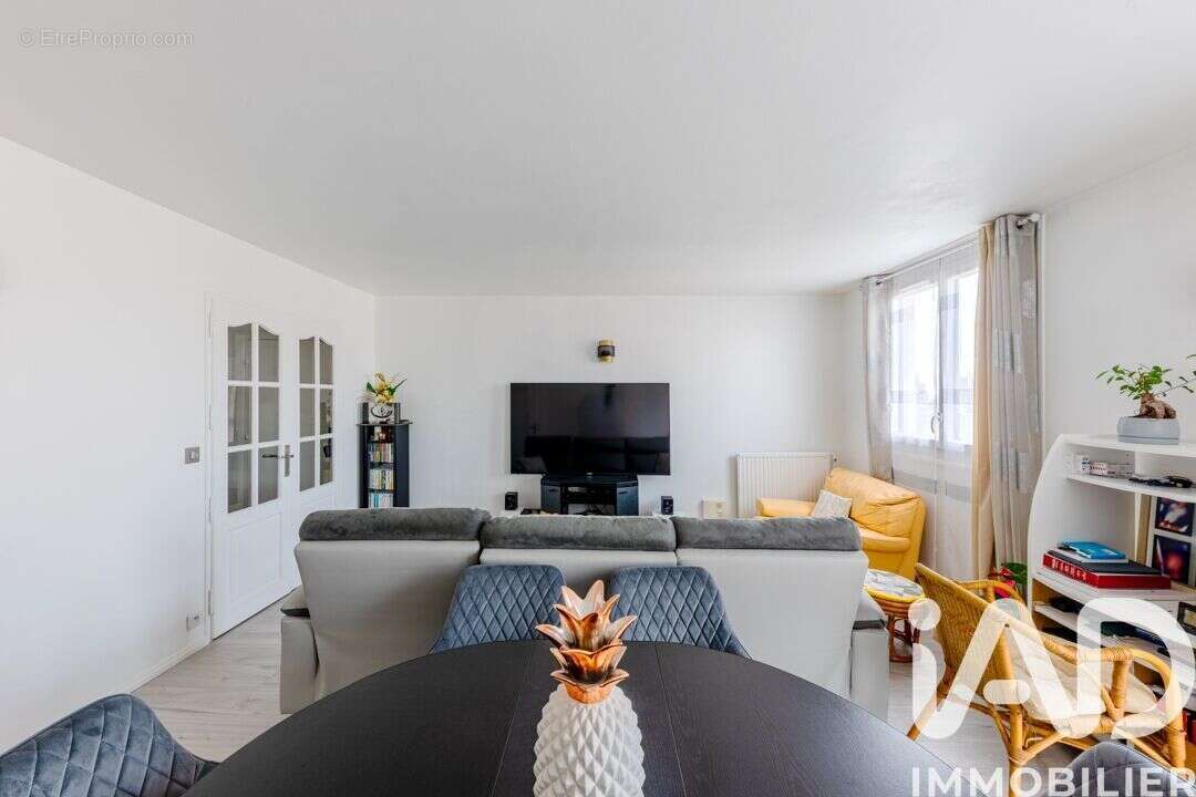 Photo 4 - Appartement à CERGY