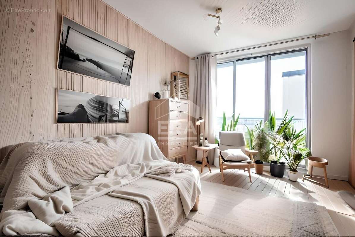 Appartement à PARIS-12E
