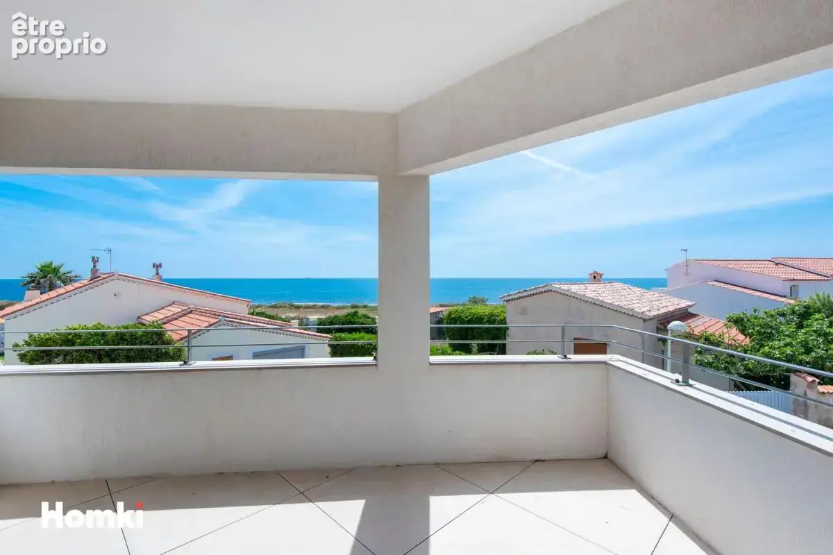 CARRO – Maison mitoyenne d’un côté avec terrasse de 19 m² et vue mer panoramique - photo 2