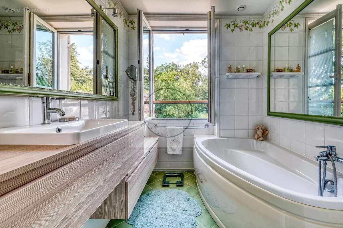 Maison à MONTGE-EN-GOELE