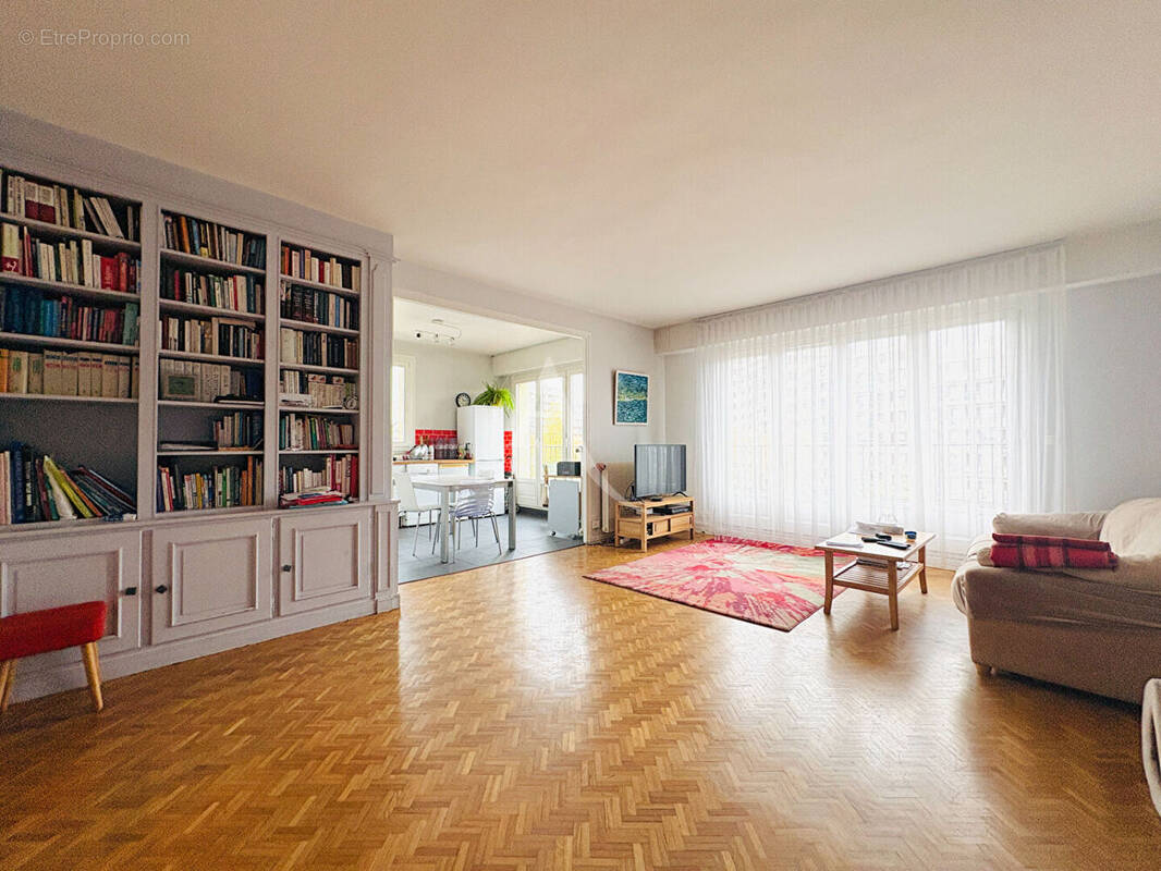 Appartement à FONTENAY-SOUS-BOIS