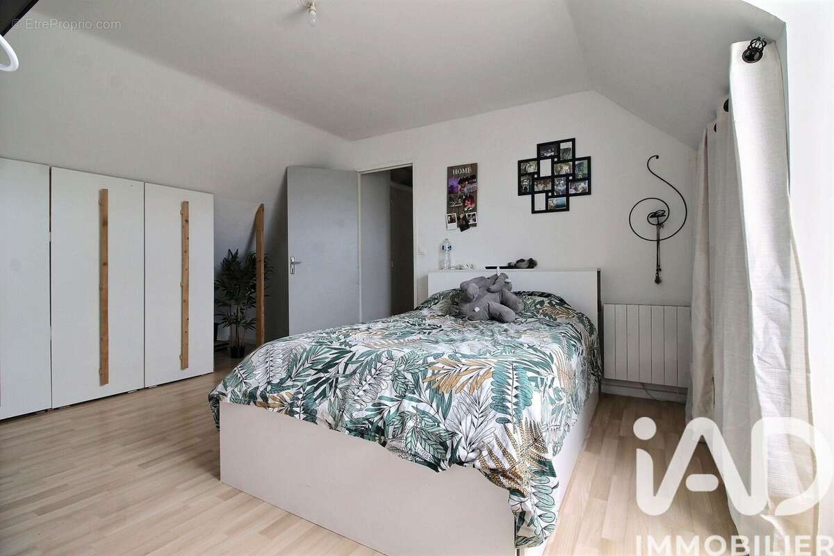 Maison 90 m² à Soignolles-En-Brie  - photo 8