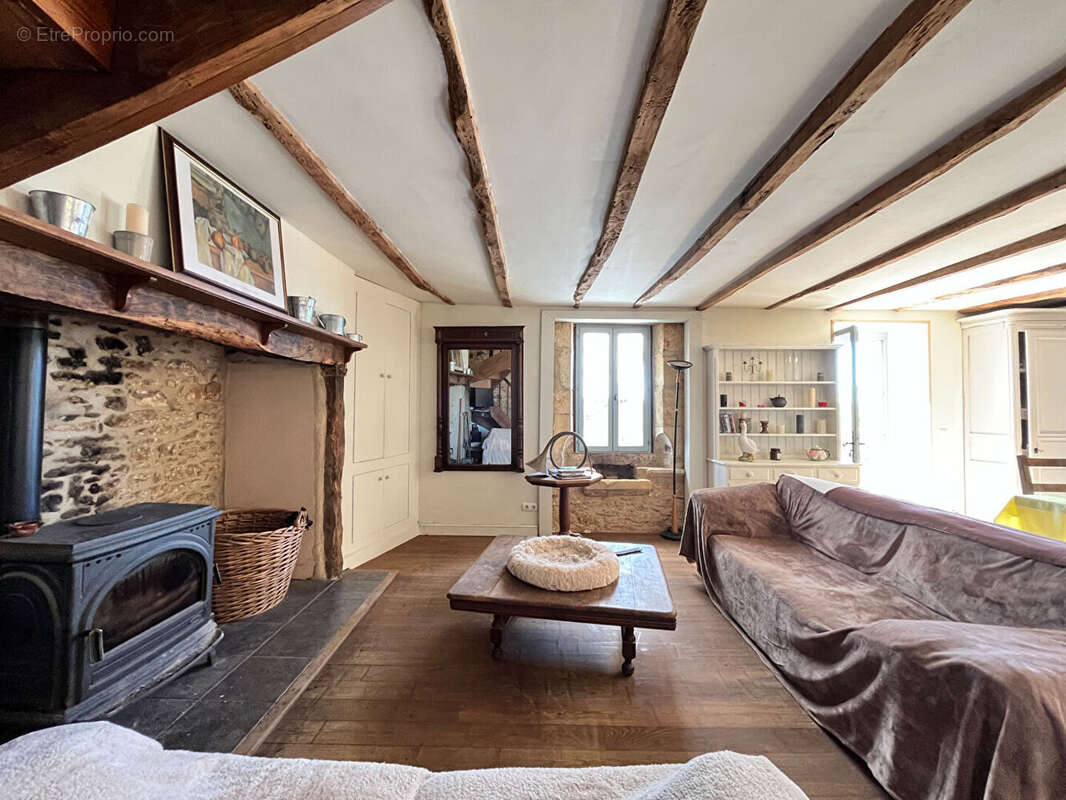 Maison à VILLEFRANCHE-DU-PERIGORD