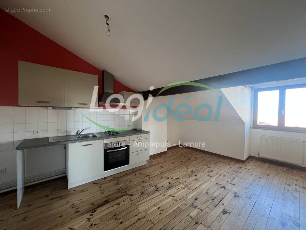 Appartement à LE COTEAU