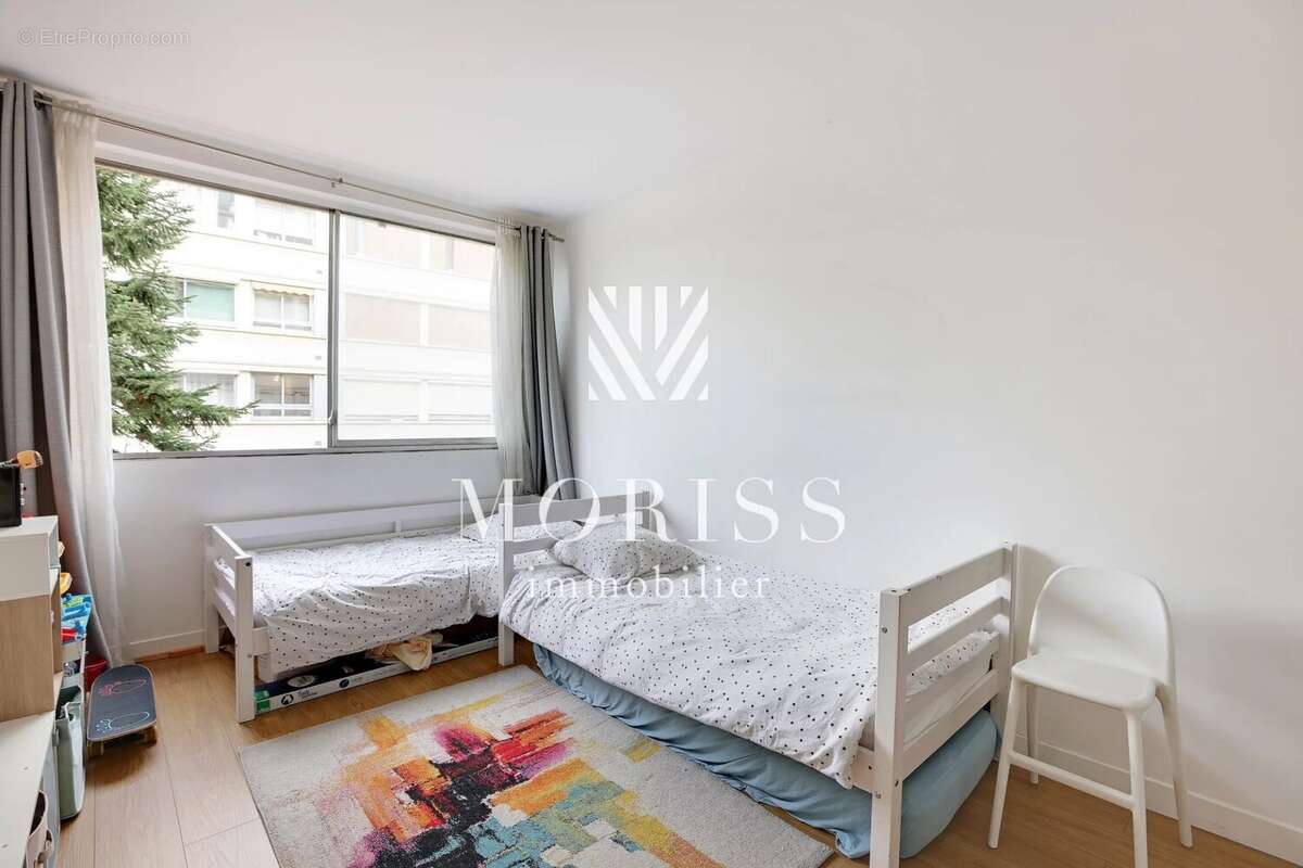 Appartement à LEVALLOIS-PERRET