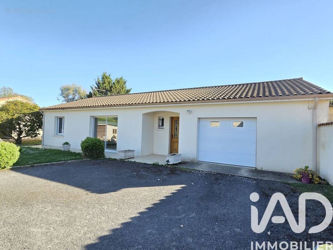 Photo 1 - Maison à AVANTON