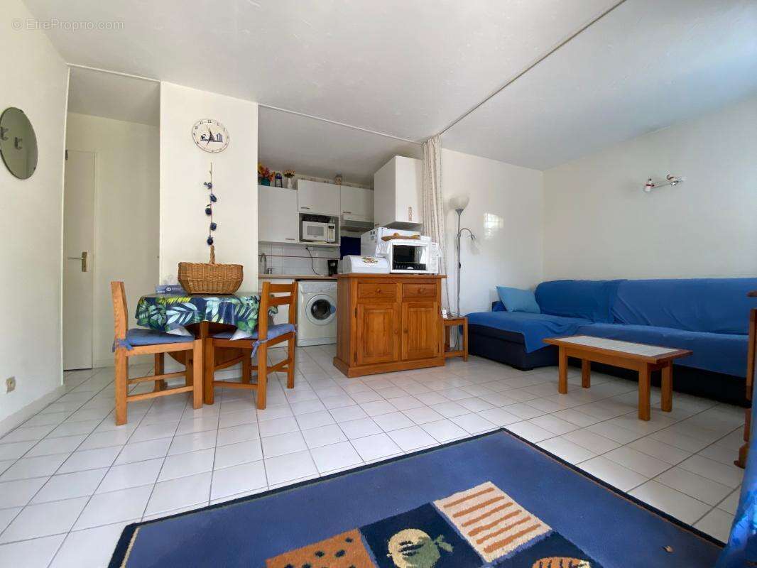 Appartement à LES MATHES