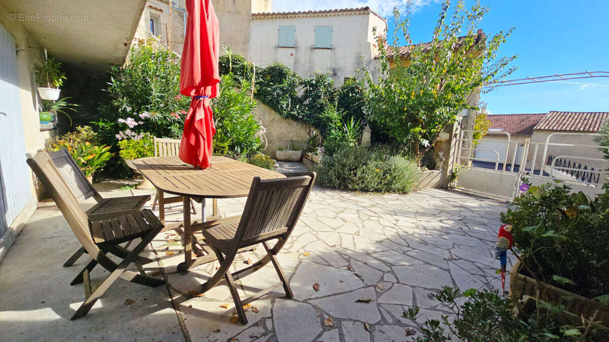 Maison à VAISON-LA-ROMAINE