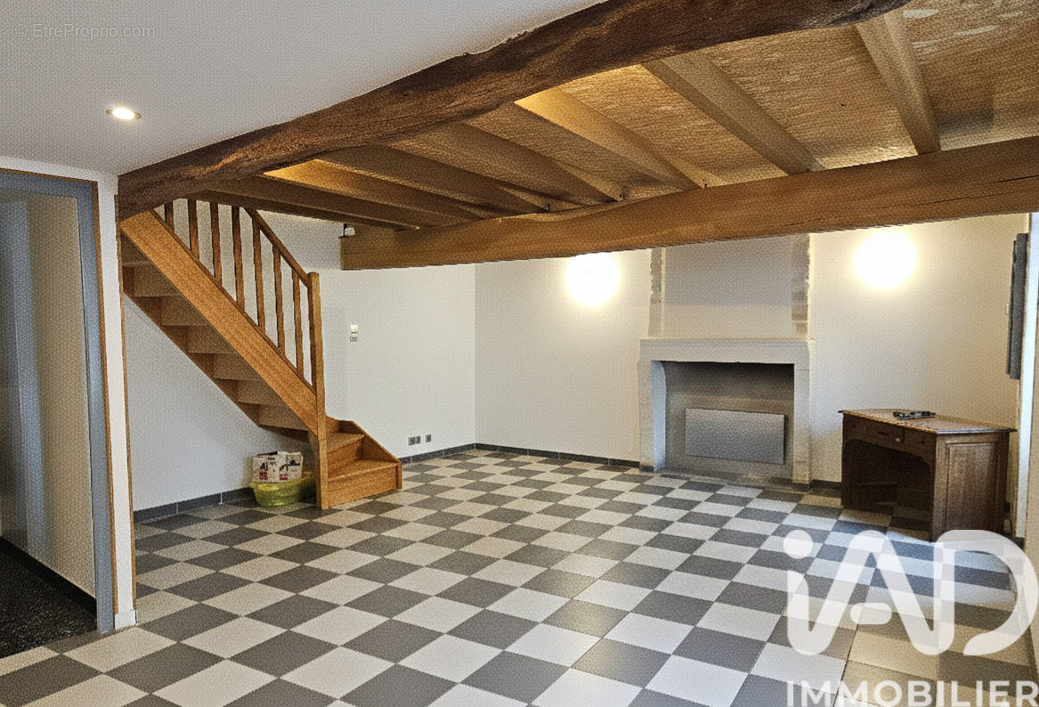 Photo 1 - Maison à MAUZE-SUR-LE-MIGNON