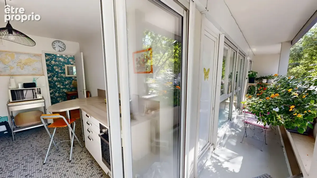 Appartement 68m² à lyon 7e arrondissement - photo 2