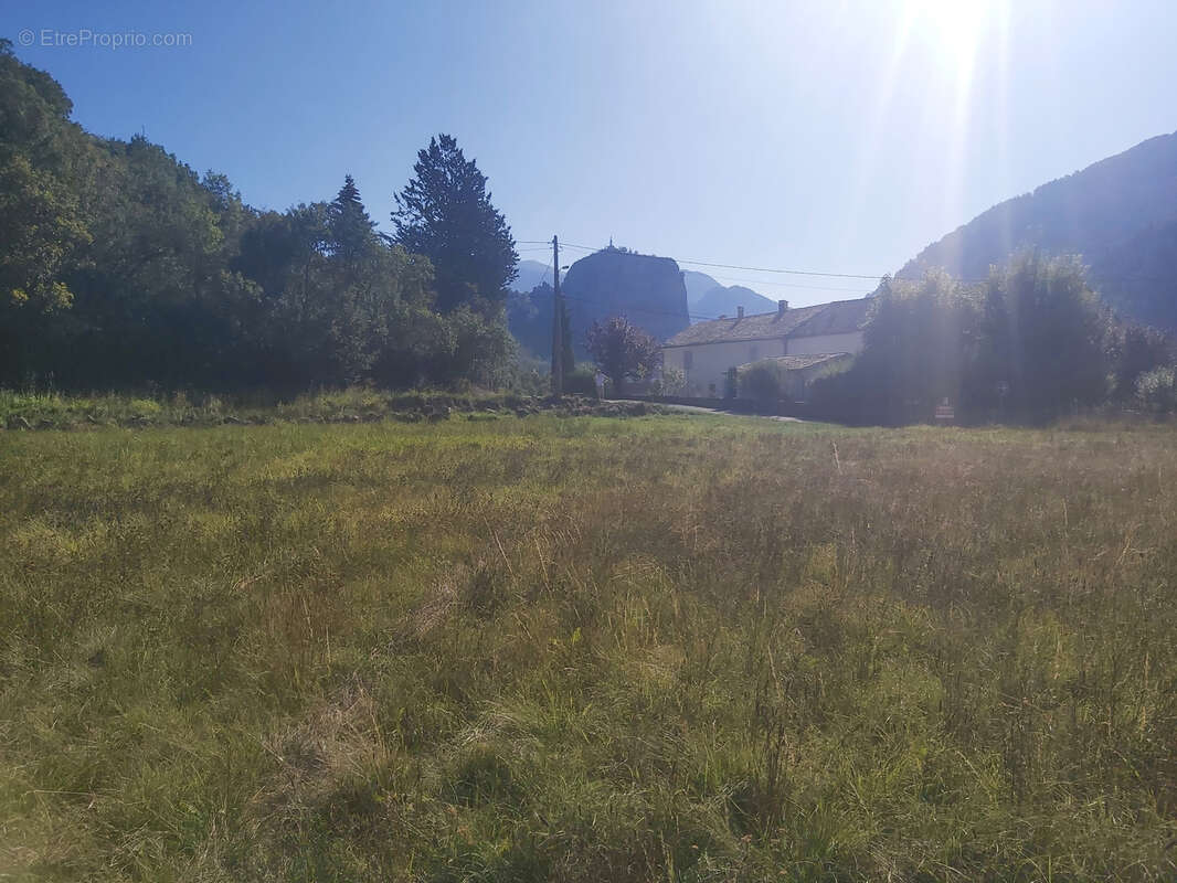 Terrain à CASTELLANE