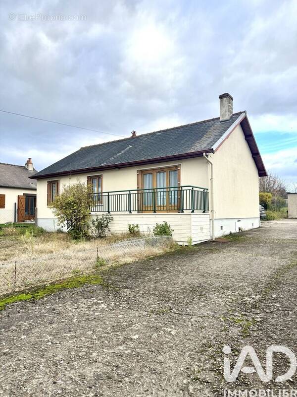 Photo 1 - Maison à MONTLOUIS-SUR-LOIRE