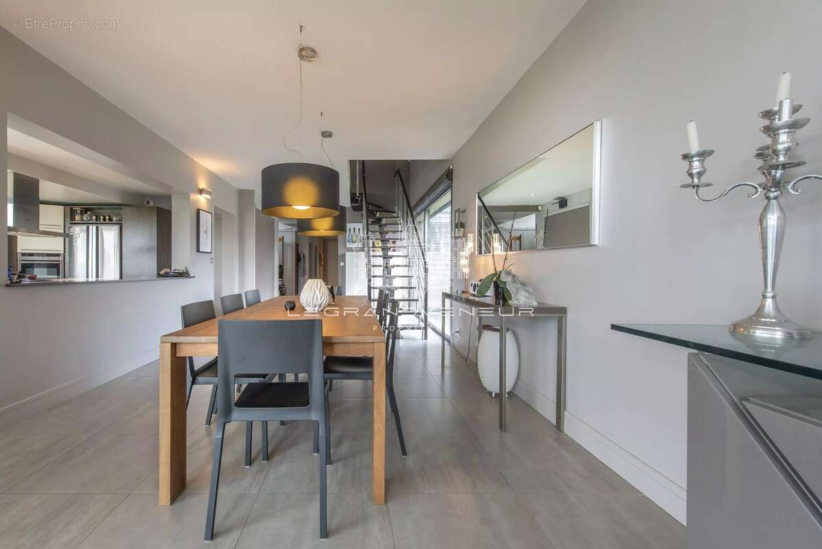 Maison à FONTAINEBLEAU