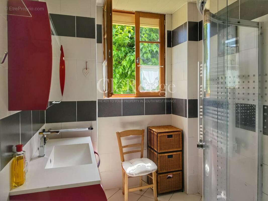 Appartement à PELLEGRUE