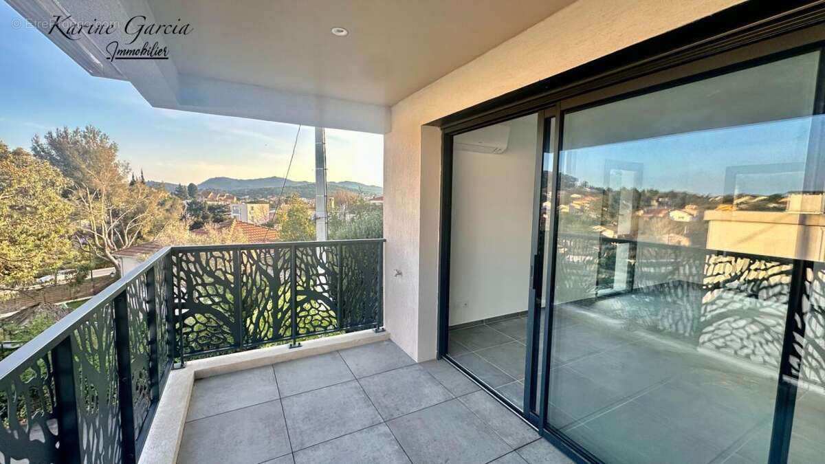 Appartement à SIX-FOURS-LES-PLAGES