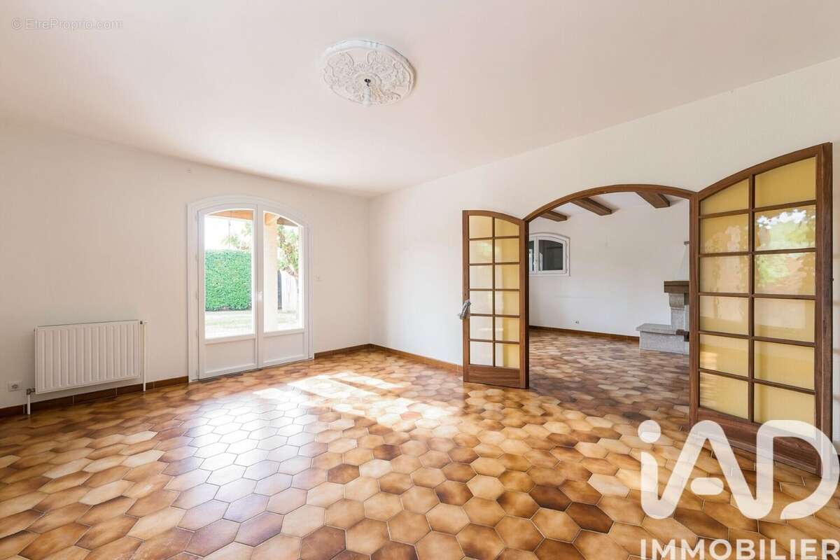 Photo 2 - Maison à GARDANNE