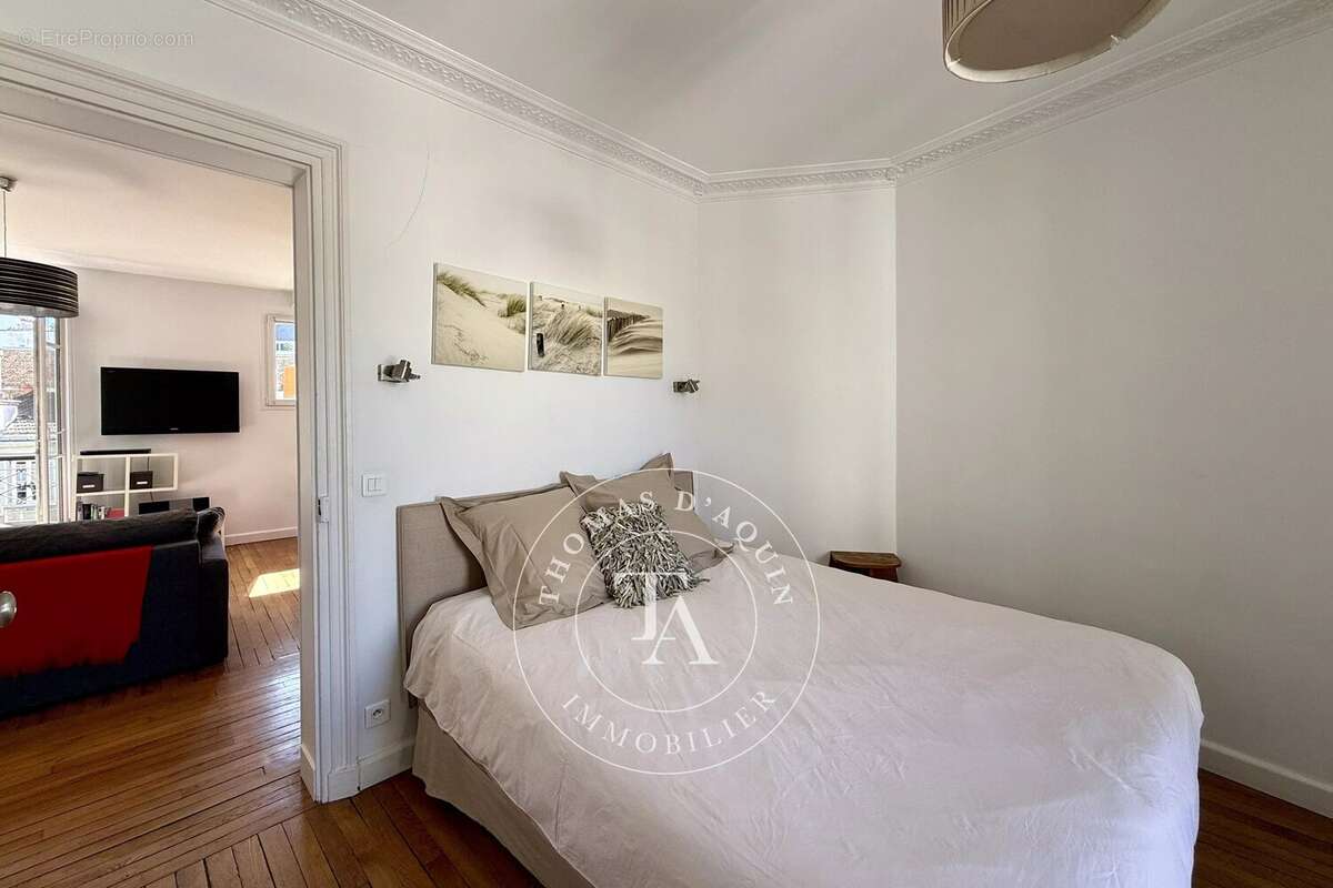 Appartement à PARIS-6E