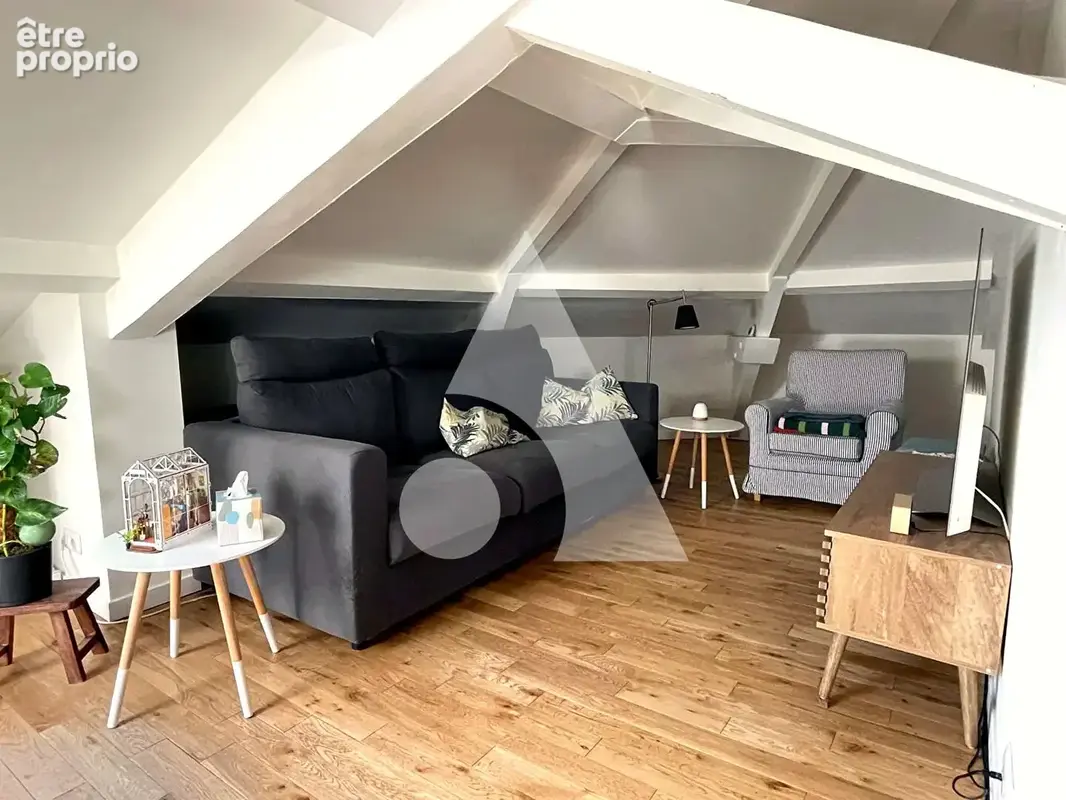 Rare & atypique : appartement 5 pièces, dernier étage au coeur de Clichy - photo 8