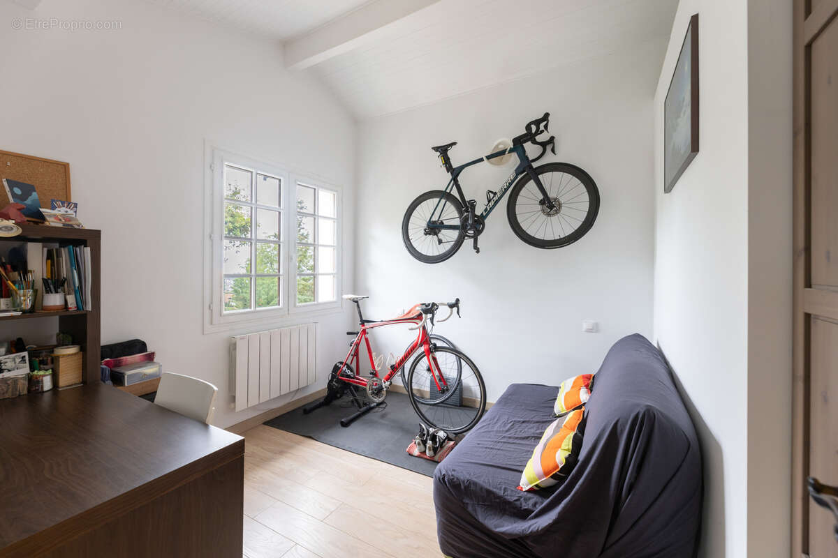 CIBOURE   Sur les hauteurs, appartement de caractère avec jardin, dépendances et vues exceptionnelles - photo 5