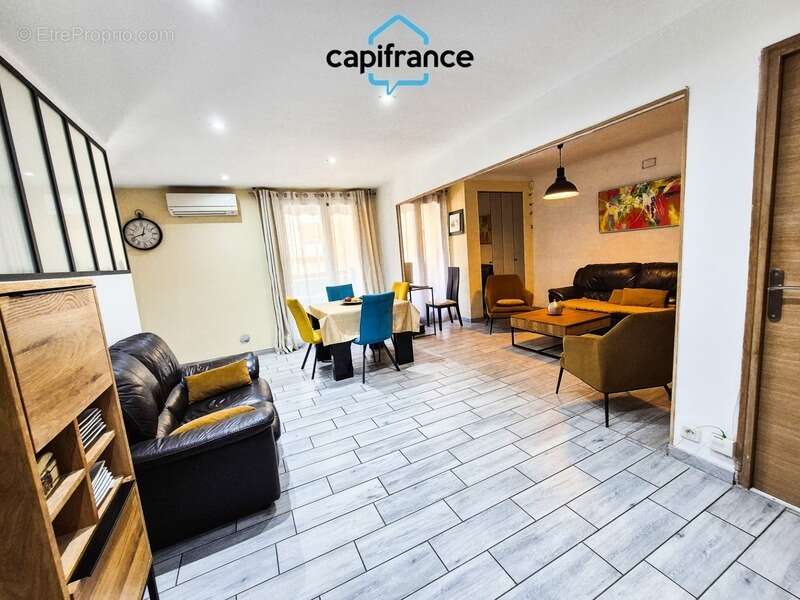 Appartement à MARSEILLE-5E