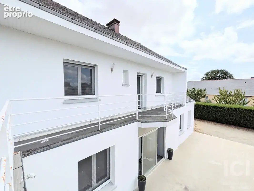 BOURG de Casson - Maison 153 m² avec terrain de 932 m² - photo 3