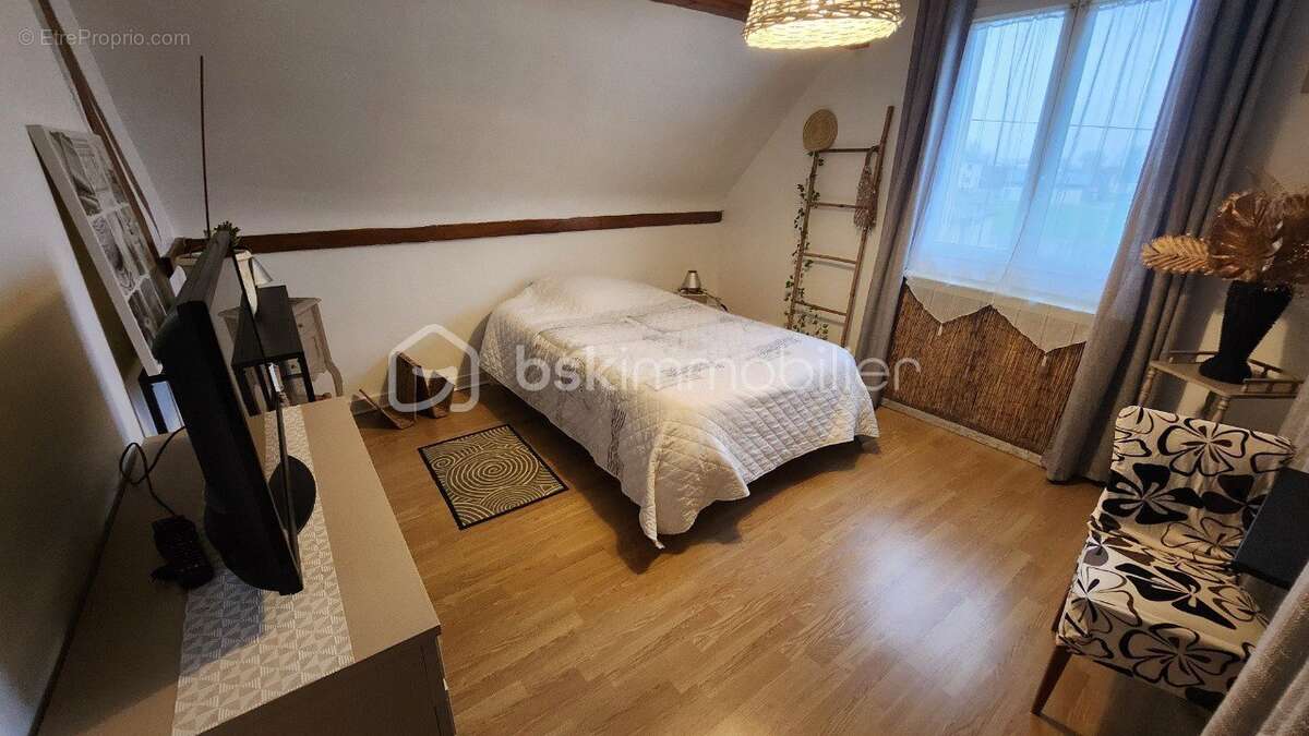 Maison à RIBECOURT-DRESLINCOURT