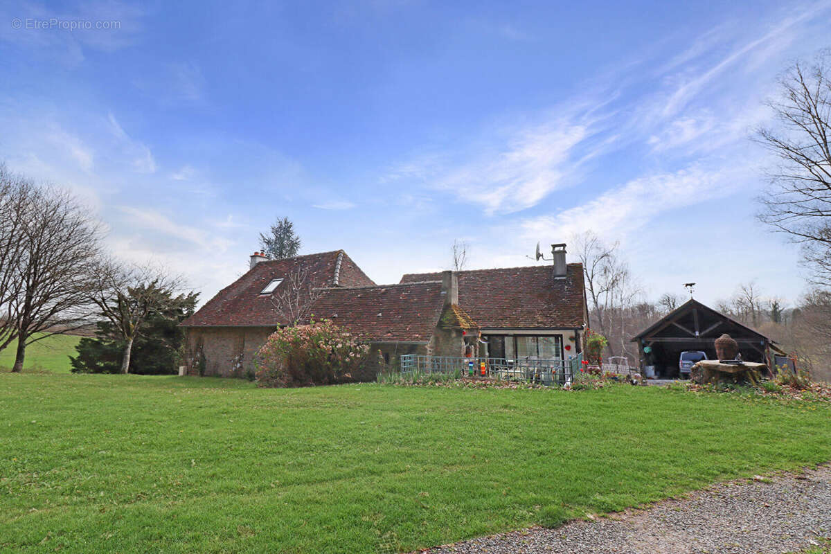 Maison à SAINT-SORNIN-LAVOLPS