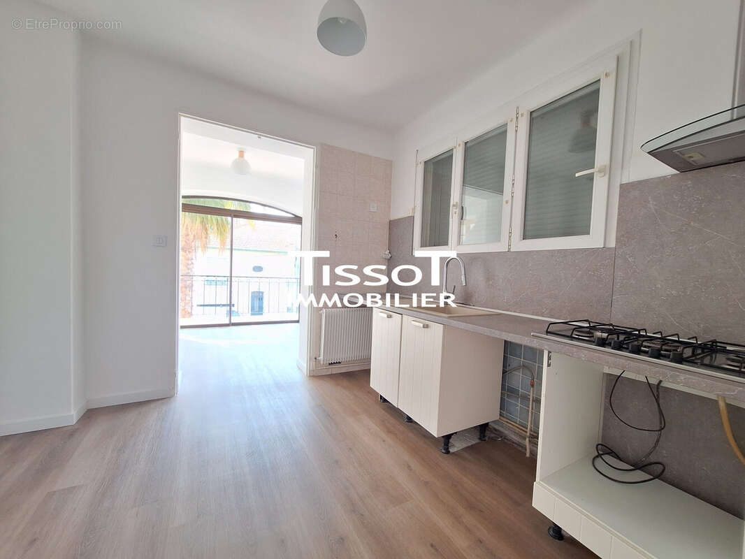 Appartement 136 m² à Nimes  - photo 6