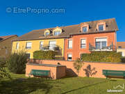 Appartement à FOLLAINVILLE-DENNEMONT
