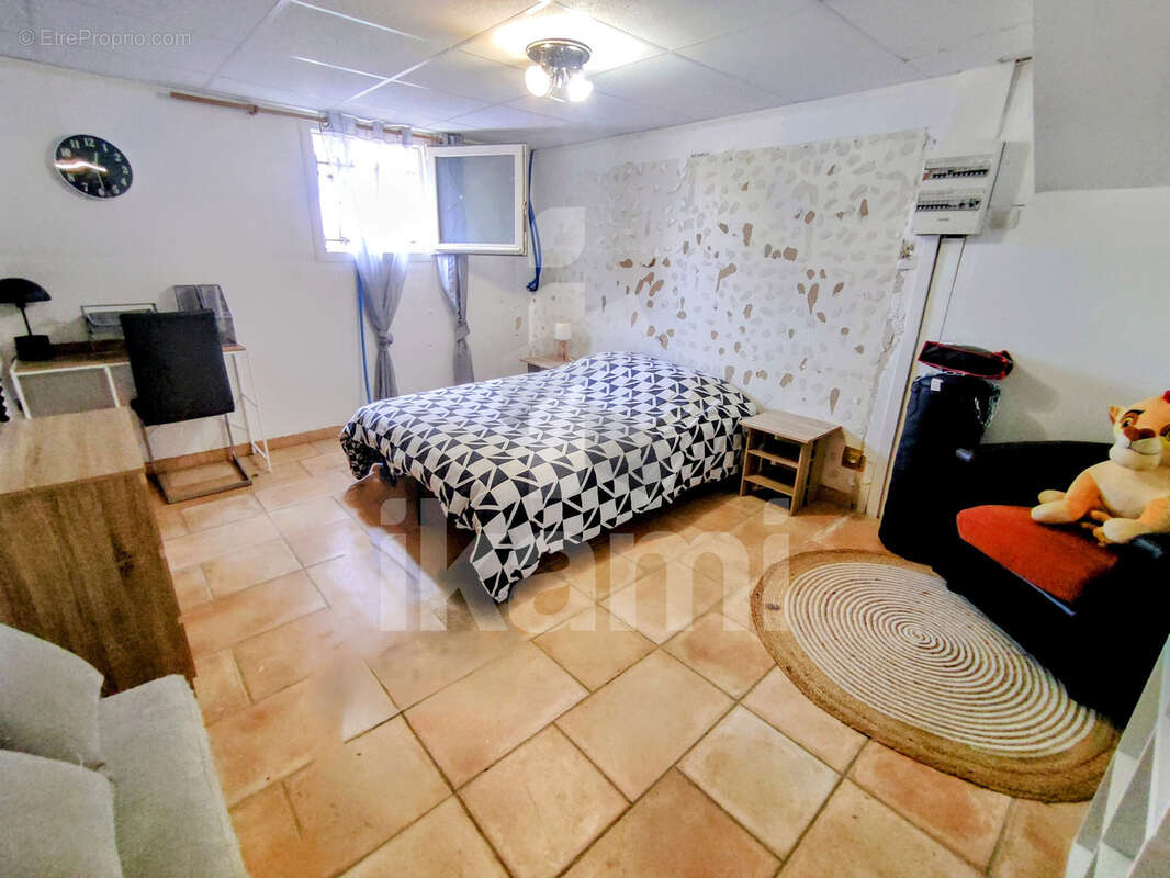 Maison à SAINT-MARCEL-LES-VALENCE