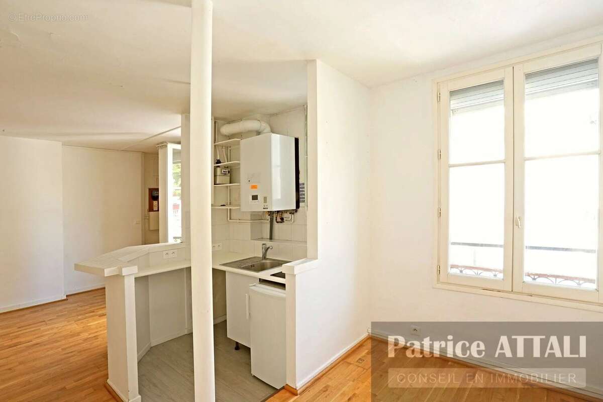Appartement à PARIS-20E