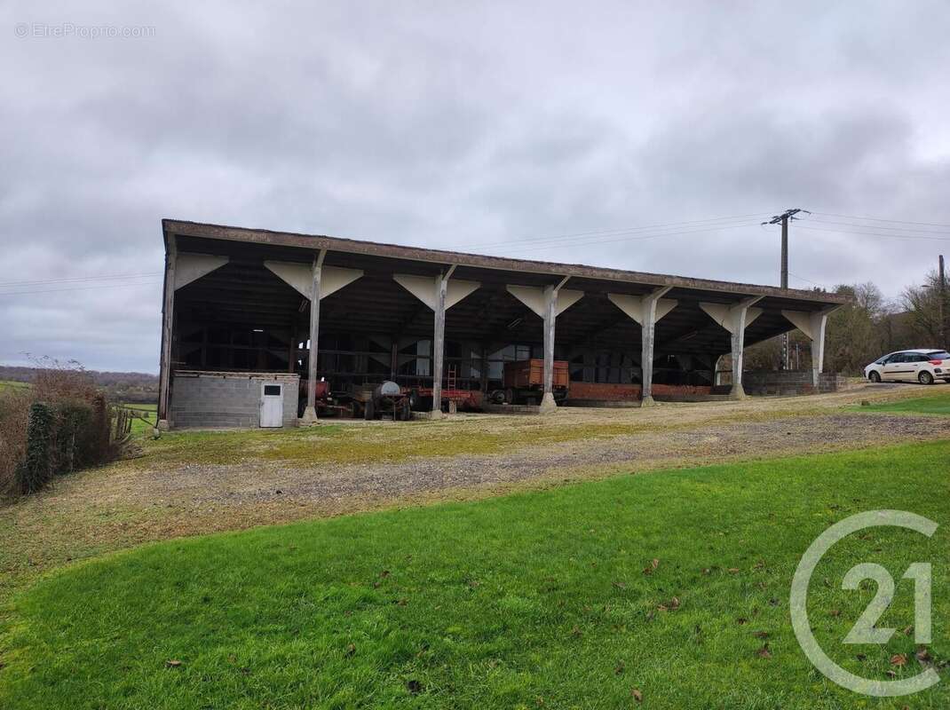 Maison à DAMPIERRE-SOUS-BOUHY