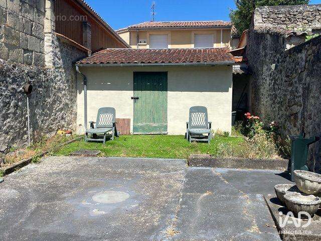 Maison 128 m² à Sauveterre-De-Guyenne  - photo 6