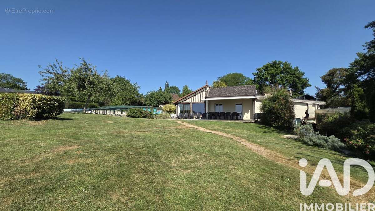 Maison 337 m² à Castillon-En-Auge  - photo 5
