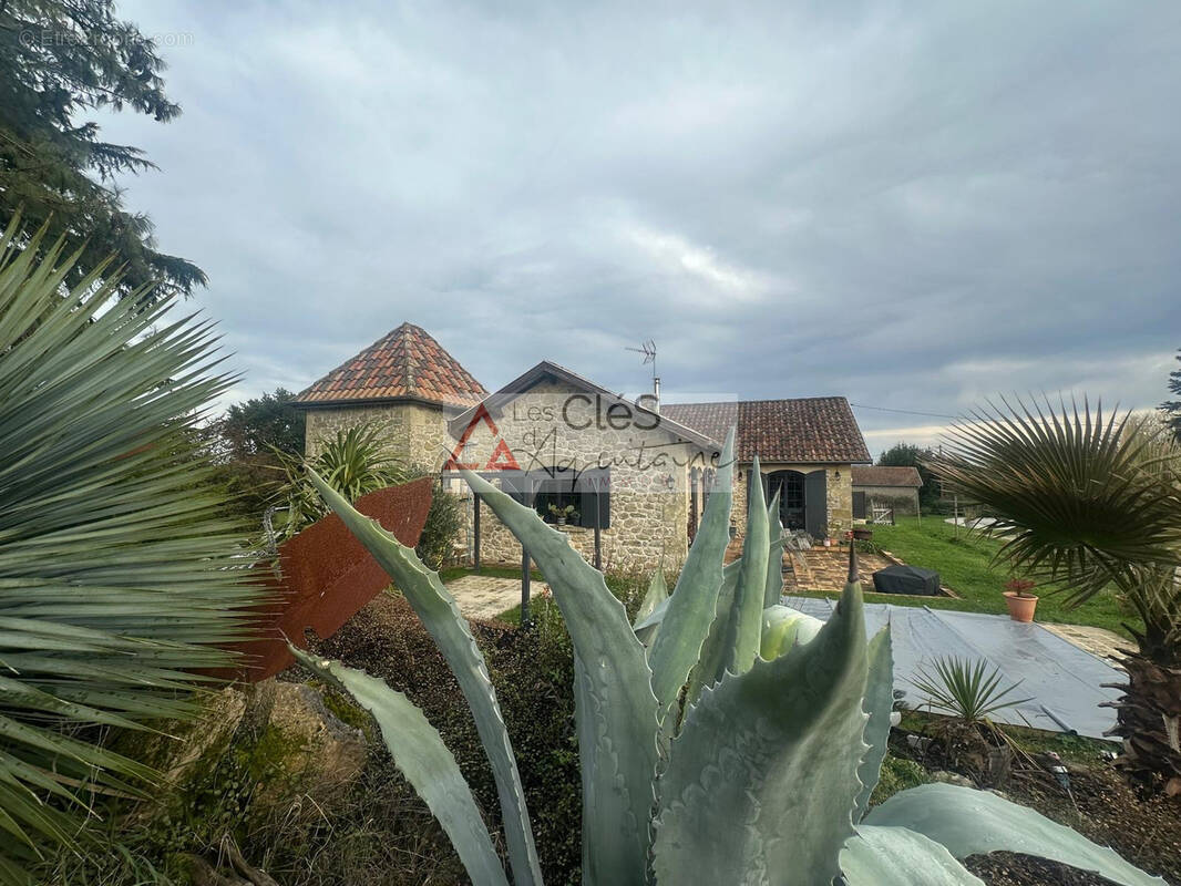 Maison à GORNAC