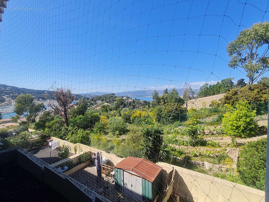 * Vue Mer * APPARTEMENT 3 Pièces avec 2 Chambres et coin nuit * (83430) SAINT MANDRIER SUR MER *3 pièce(s) 76.75 m2 - photo 11